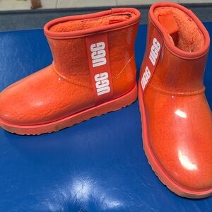 UGG Classic Clear Mini Orange sz 7